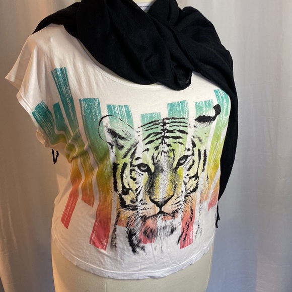 Forever 21 Top & Black Fringe Scarf - Picture 3 of 5